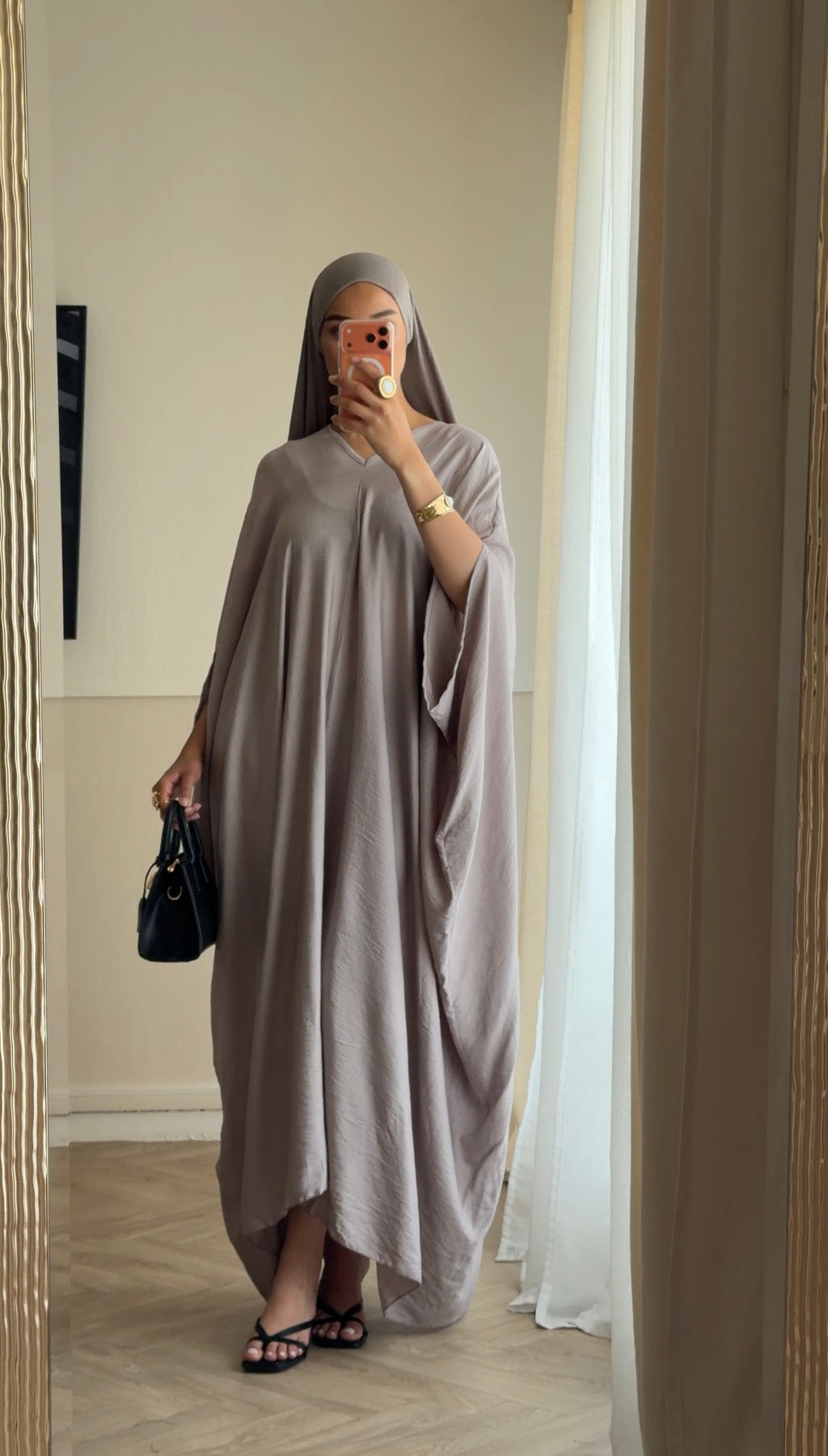 Robe Yasmine